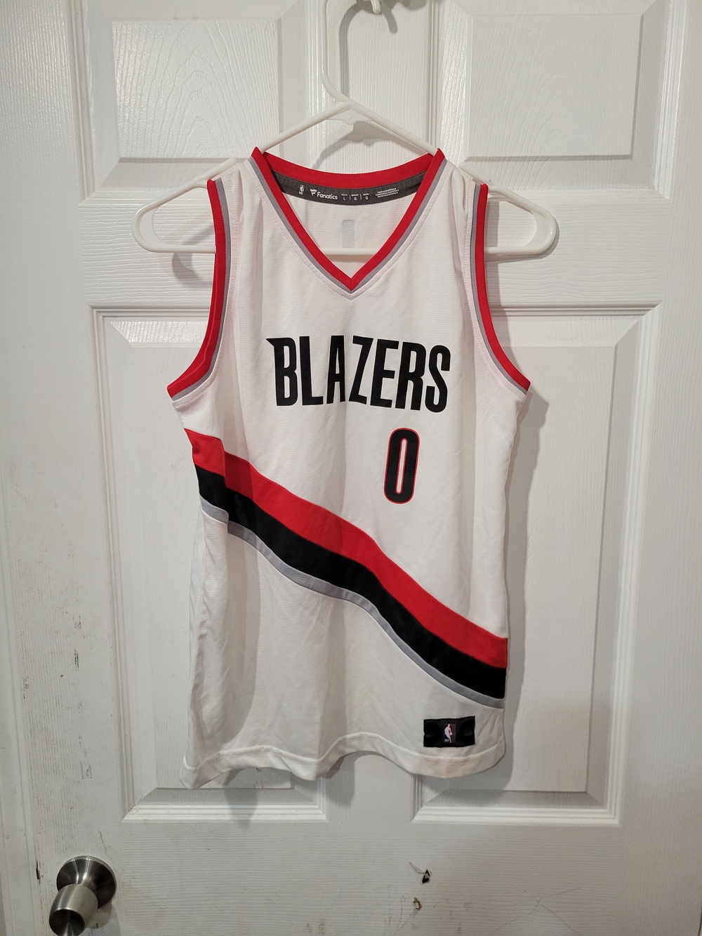 NBA Portland Trail Blazers Damian Lillard Kids Fanatics white jersey